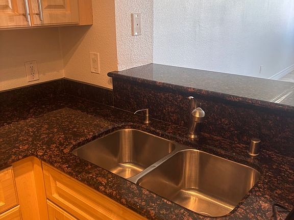 4th image of 210 E Flamingo Rd Unit 123