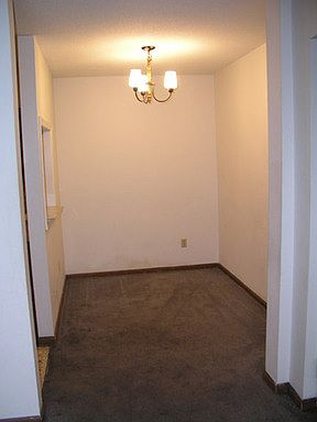 4th image of 4323 Belleview Ave APT 11