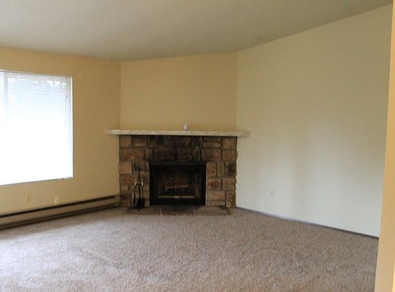 3rd image of 3435 Auburn Way S APT 67