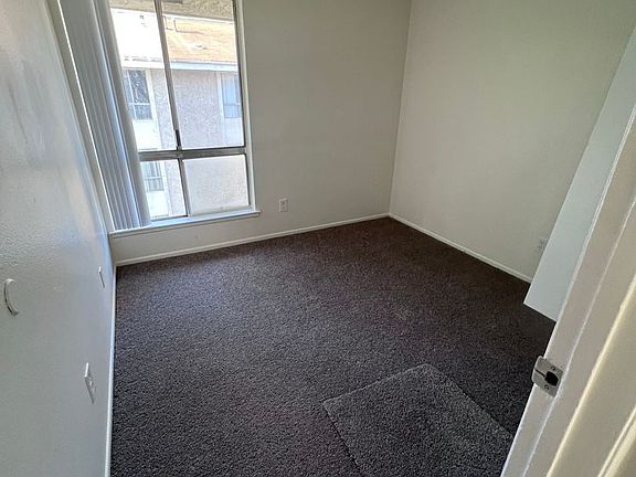 5th image of 1585-1595 N Chestnut Ave #310