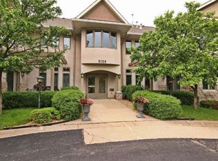 5120 France Ave S APT 103, Edina, MN 55410