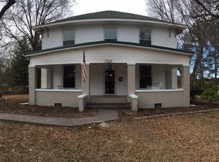 723 S McCombs St, Martin, TN 38237