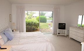 3rd image of 467 Silver Moss Dr