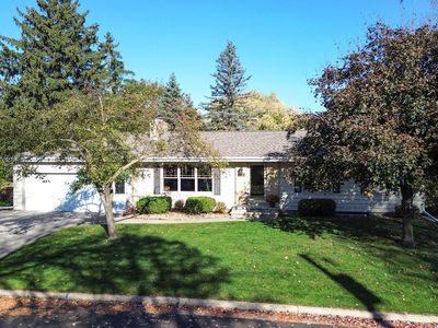 1105 Southfork Dr, River Falls, WI, 54022