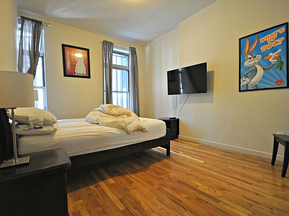 2nd image of 343 W 47th St APT 3