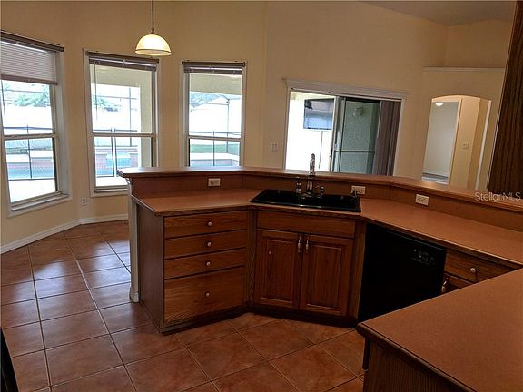 5th image of 3815 Opal Cir