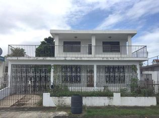 4G13 Calle Roble, Bayamon, PR 00956