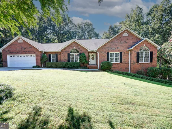 175 Thornwood Dr SE, Calhoun, GA 30701