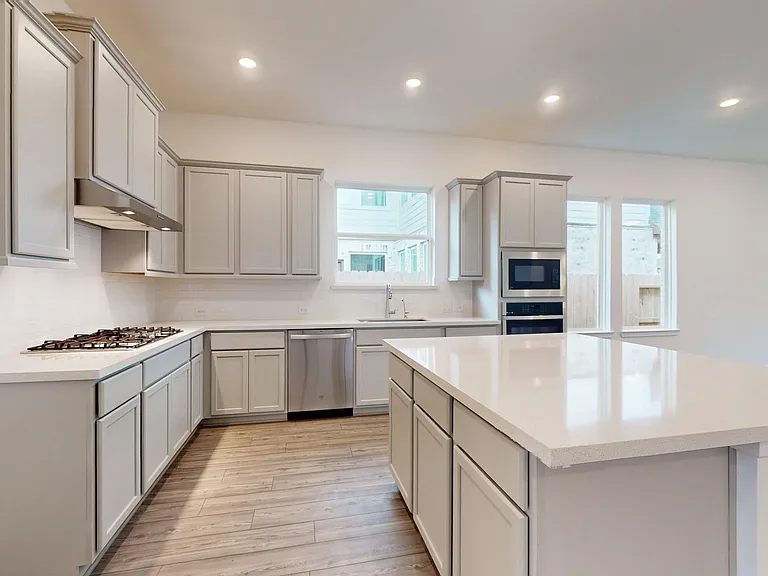 21622 Laggan Cliff Ln — Photo 8