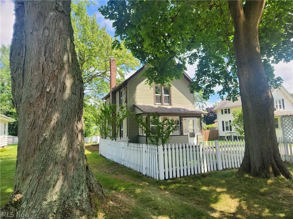 5714 Washington Blvd, Ashtabula, OH 44004