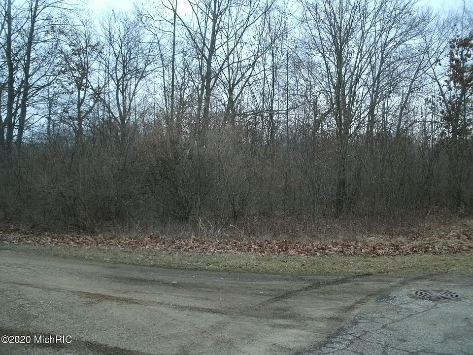 1st image of 0 Drew Dr Lot 20