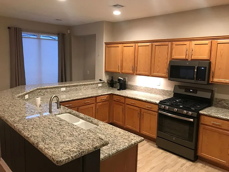 9112 Mount Pleasant Dr — Photo 6