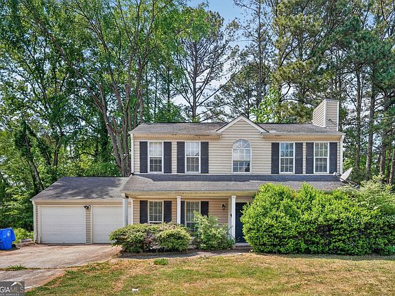 2nd image of 3717 Dogwood Farm Rd