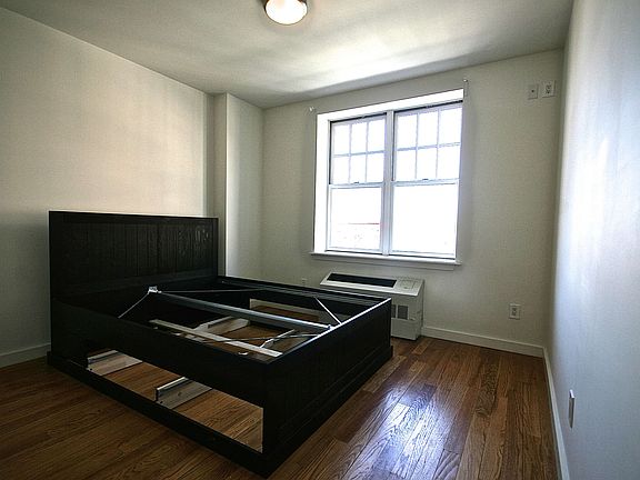 2nd image of 94 Grand Ave APT 4M