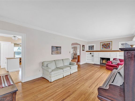 5th image of 20791 Lake Rd