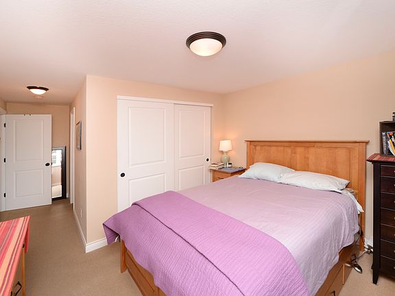 3rd image of 1842 Spruce St Unit B