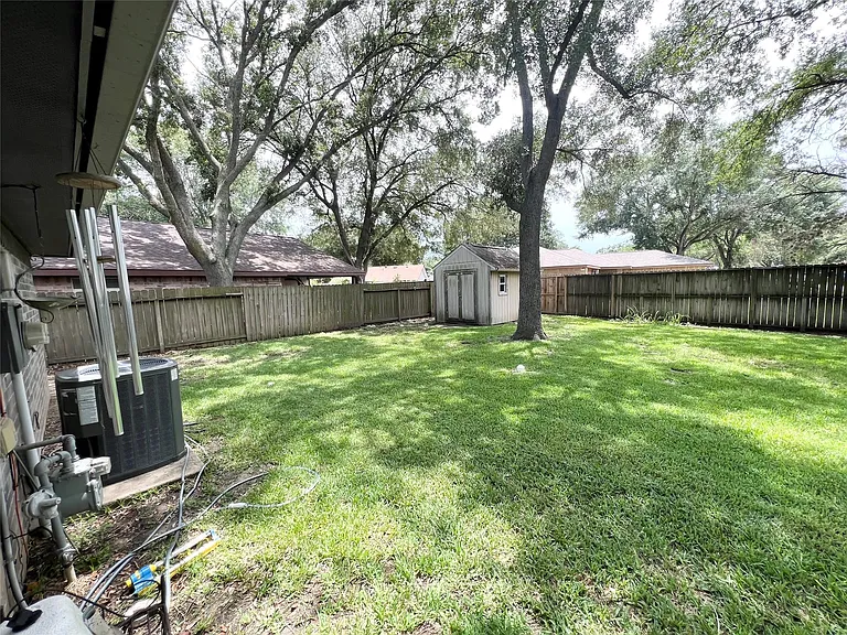 3215 Keywood Ln — Photo 19