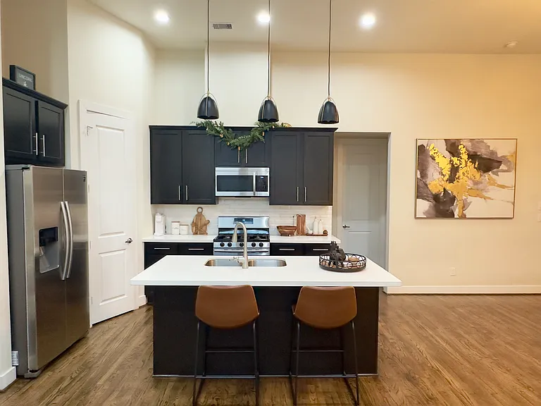 2922 Alice St — Photo 14