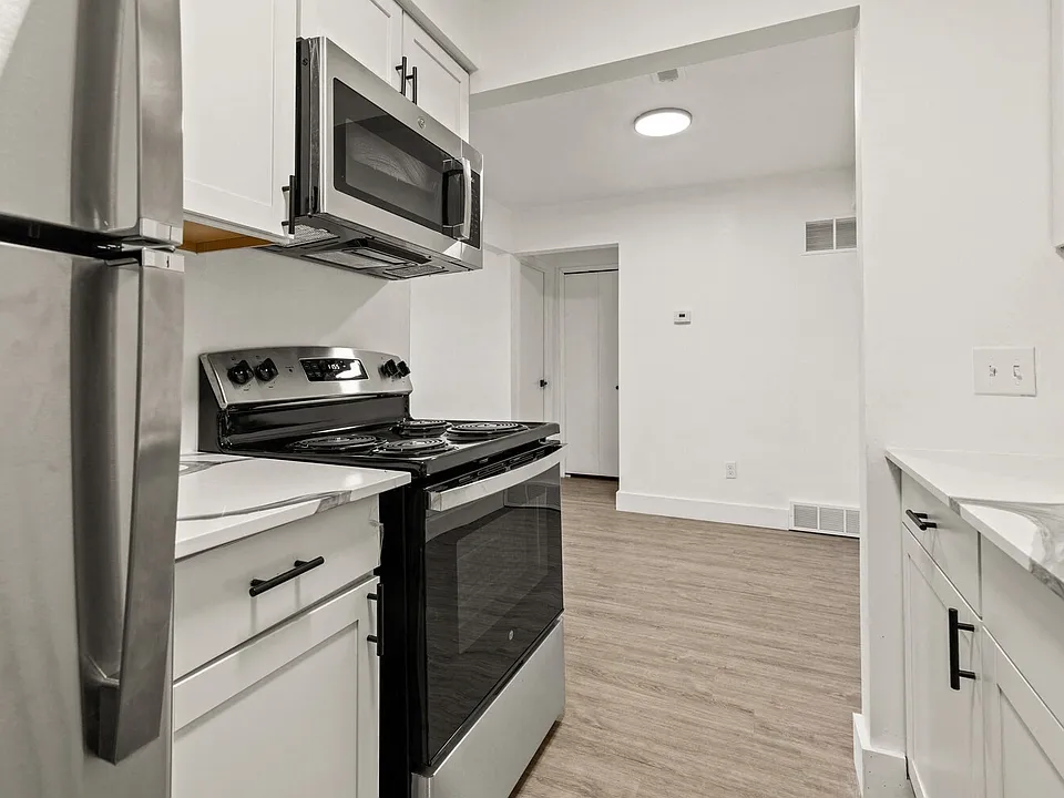 Platinum Kitchen Finish Package