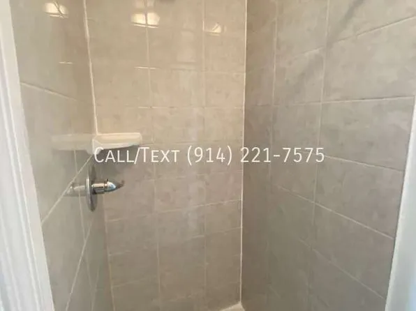 70 Ash St, Yonkers, NY