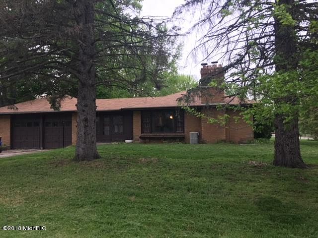 1st image of 3441 Newcastle Dr SE
