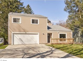 56 Winston Rd, Akron, OH 44313