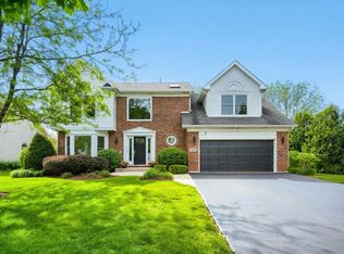 1820 Nicholson Dr, Hoffman Estates, IL 60192