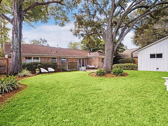 3rd image of 5214 Grape St