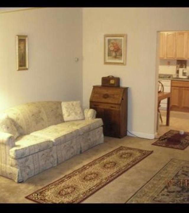 2nd image of 13 Lowell Pl #Na