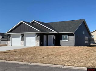 883 Escalade Ln SE, Owatonna, MN 55060