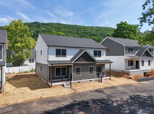 1006 Pocahontas Ave #302, Staunton, VA 24401