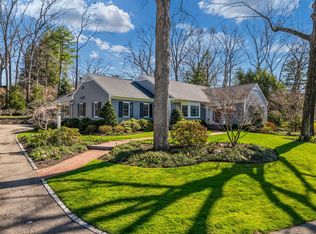 15 Barnstable Rd, Wellesley, MA 02481