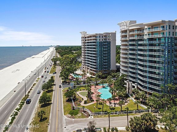 2nd image of 2230 Beach Dr #P-1301