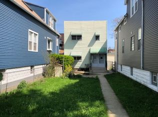 3030 W Fletcher St, Chicago, IL 60618
