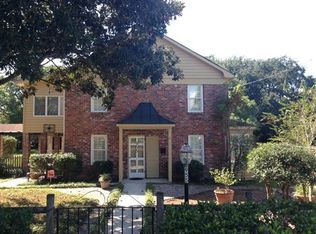 955 Pitt St, Mount Pleasant, SC 29464