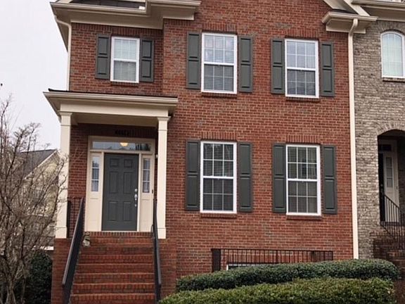 2nd image of 2339 Gallard St