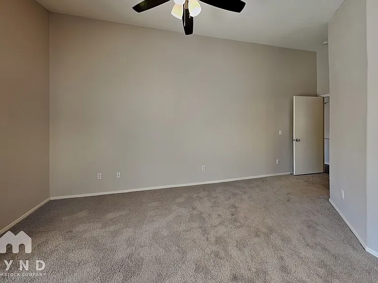 2858 Mount Hope Dr — Photo 11