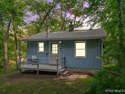 8390 Keller Rd, Delton, MI, 49046