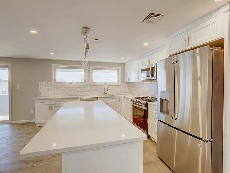 46 Kentucky St #1 — Photo 5