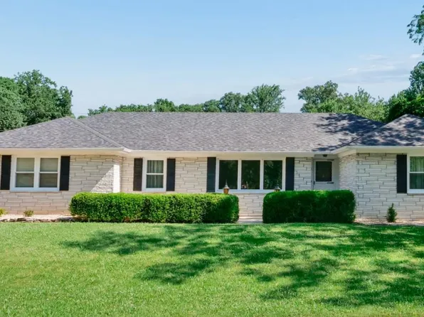58 Hunters Ln, Batesville, IN 47006