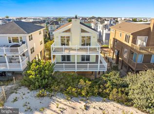 214 E 29th St, Long Beach Township, NJ 08008