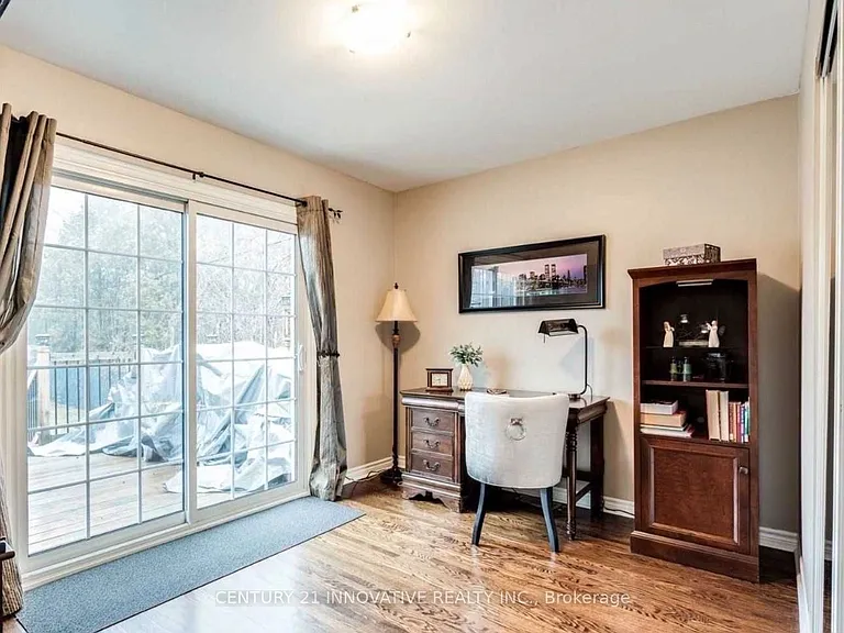 586 Chamberlain Rd — Photo 10