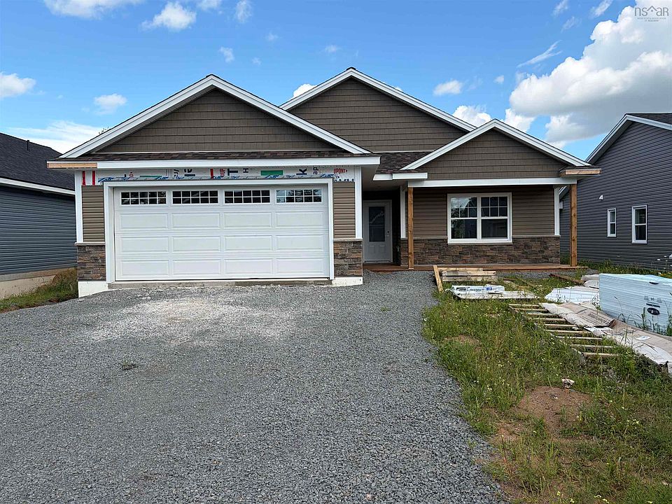 1st image of 31 Covey Dr N