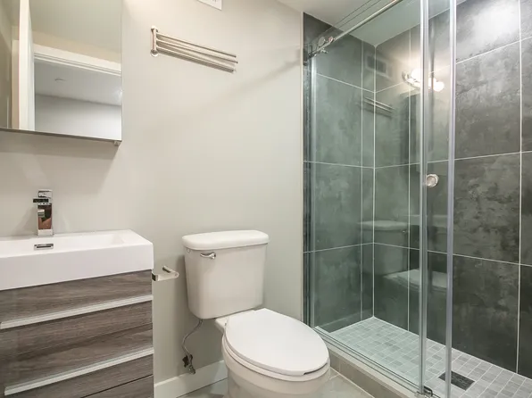 1855 N 17th St #B, Philadelphia, PA 19121