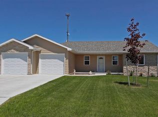 4007 W Park Dr, North Platte, NE 69101