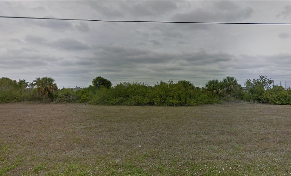 2nd image of 2439 NW 6th St