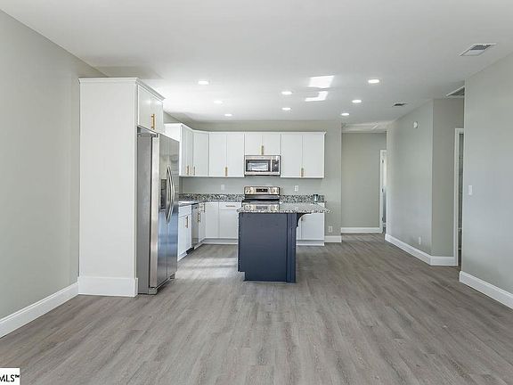 3rd image of 17 Seyle St