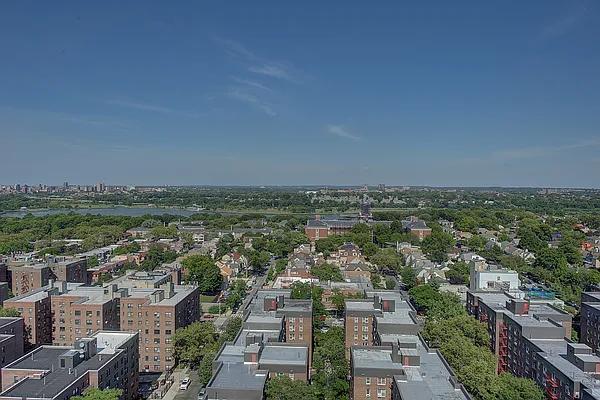 Sold by Benjamin Realty Since 1980 | media 39