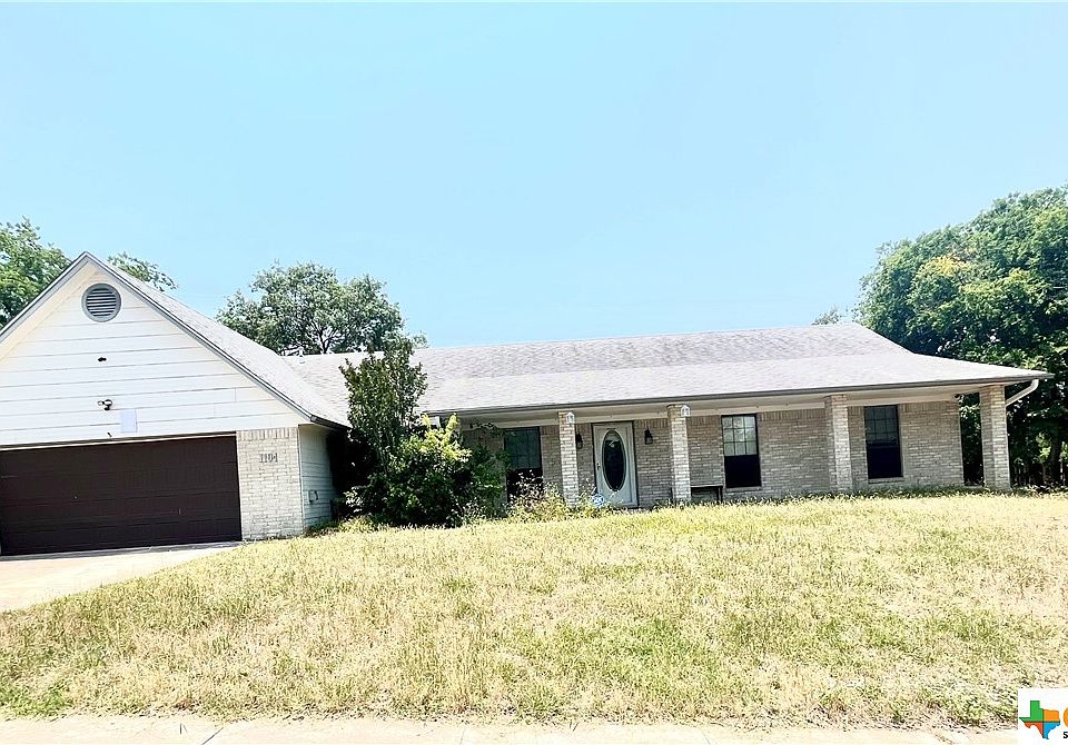 1st image of 1104 Bowen Ave