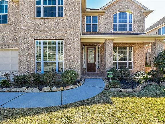 4th image of 6118 Aspen Pass Dr